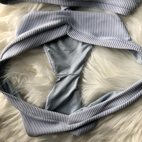 Frankie’s Bikinis Set - Picture 6 of 6